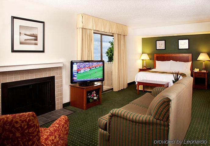 Hotel By Marriott Medical Center/nrg Park 3*